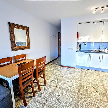 Luxury Newly Refurbished Modern With Stunning Mountain Views - Xmas And Ny 2025-2026 Now San Miguel de Abona