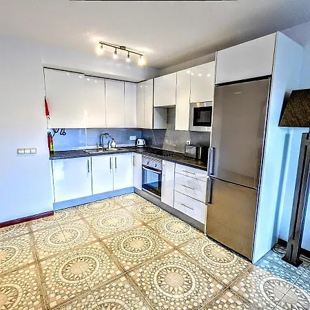 Luxury Newly Refurbished Modern With Stunning Mountain Views - Xmas And Ny 2025-2026 Now Apartment San Miguel de Abona