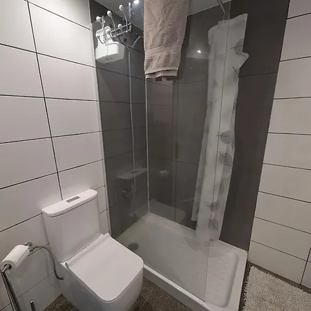 Premium Fairways Luxury Apartment With Stunning Mountain Views Апартаменты